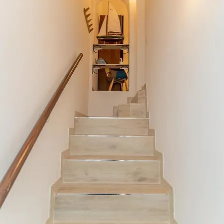 Novecento 滨海波利尼亚诺